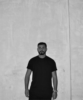 KOMPLIC8
