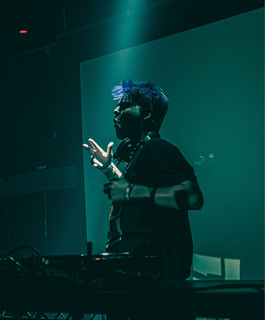 WAVHART Photo