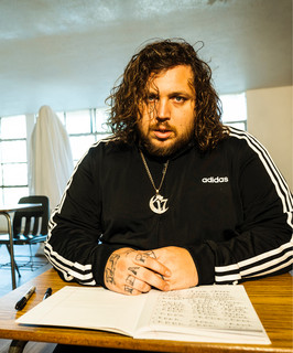 Darby O'Trill Photo