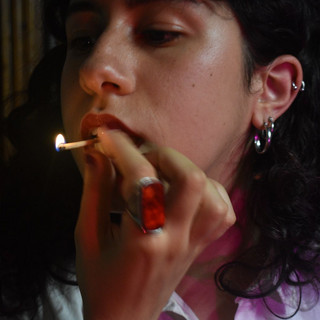 Dela