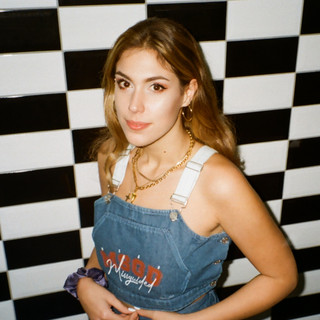 Natalie Schneider Photo