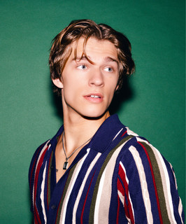 Alex Sampson Photo