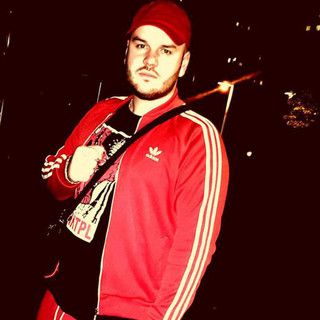 GUERRO Photo