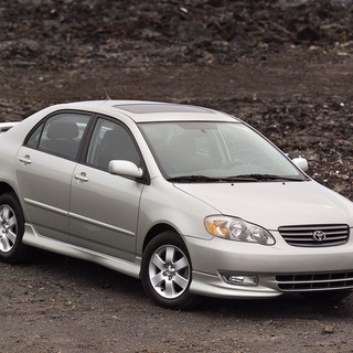 2003 Toyota Corolla photo