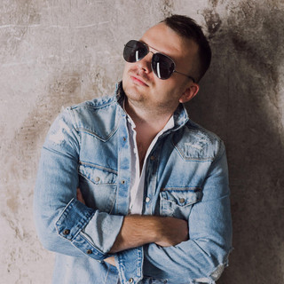 DJ Vadim Adamov