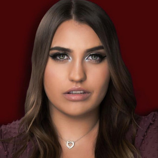 Celina Mars Photo
