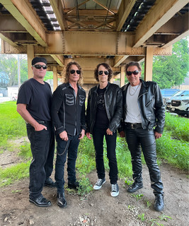 Kevin Lee & The Kings