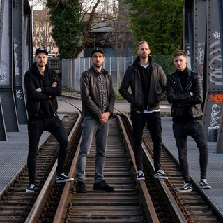 Moment Maniacs Photo