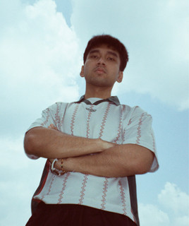 Foto del artista Jo Soegono