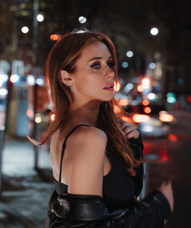 Una Healy artist photo