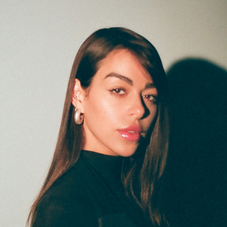 Lauren Mia cover