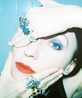 Lauren Lakis gallery image 1