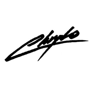 Chrylo Photo