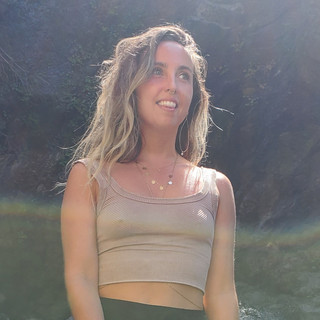 sculptress artist photo