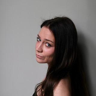 VIVIENNE