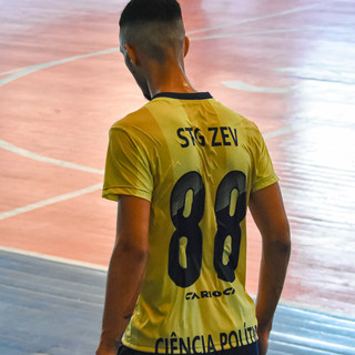 STG Zev