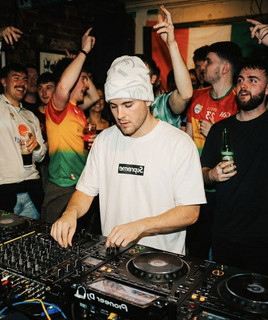 DJ Menux