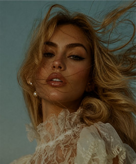 Mia Martina poster