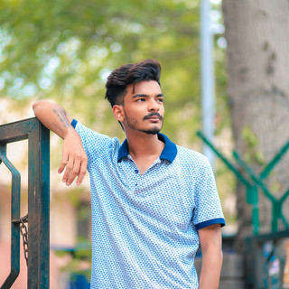 Divyam Agarwal Photo