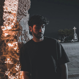 Ado Woodz Photo