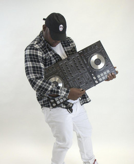 DJ Lolo Photo