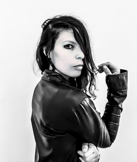 Vanina Buniak cover