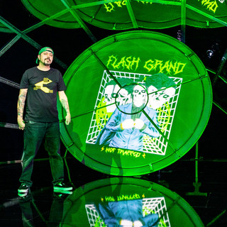 Flash Grand