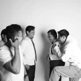 Distorsi Akustik poster