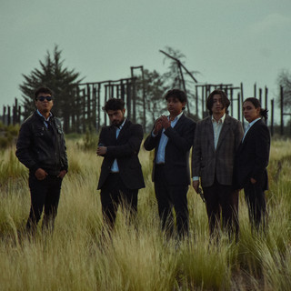 Los Waves