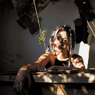Melissa K Photo