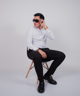 Armendariz Photo