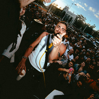 Van Zee poster