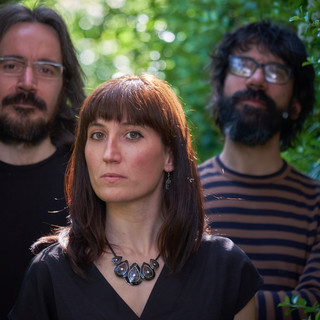 Entanglement Trio