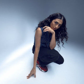 Anna Lunoe cover
