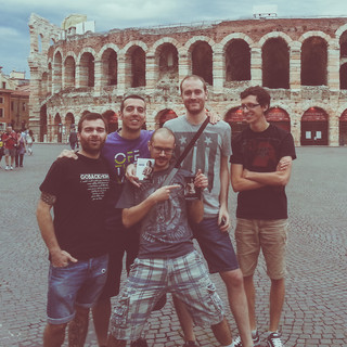 Attempts artist photo