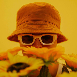 SUNSCREEN