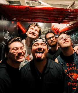 Makeshift Casual artist photo