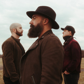Maven Photo