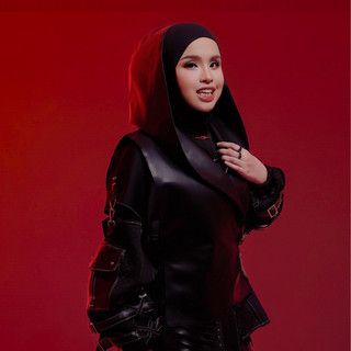 Putri Ariani poster