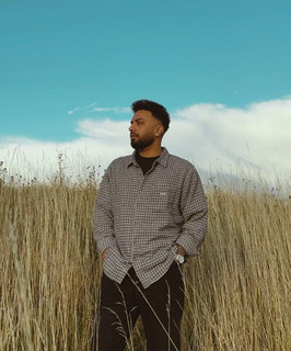 Navaan Sandhu Photo