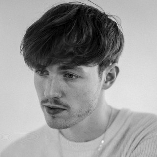 Bastian Benjamin Photo