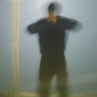 AXR0N