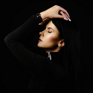 Noemi Black cover