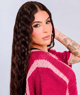 Andrielly Souza poster
