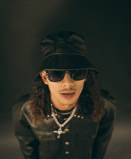 Izzy Omen