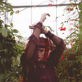Emily Magpie Photo