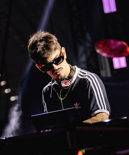 DJ ALÊ