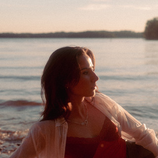 Julia Knight