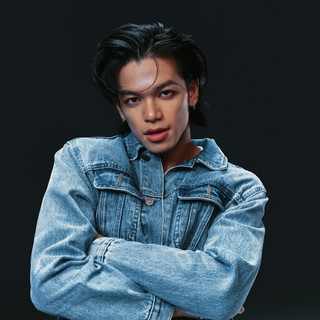 (S)TRONG