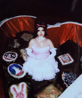 Lucy Loone Photo